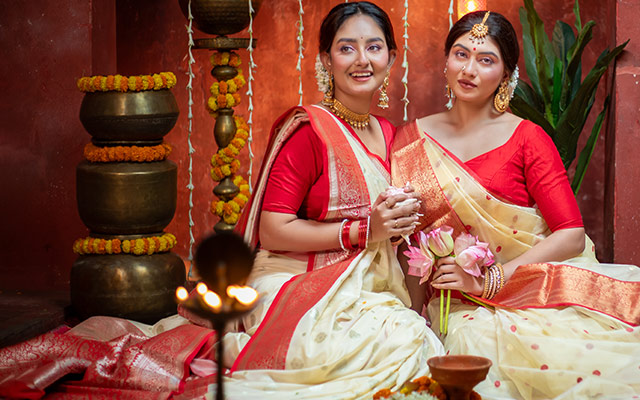 Traditional Indian jewellery collection with classic necklaces, bangles, earrings and statement bridal accessories for ethnic fashion.